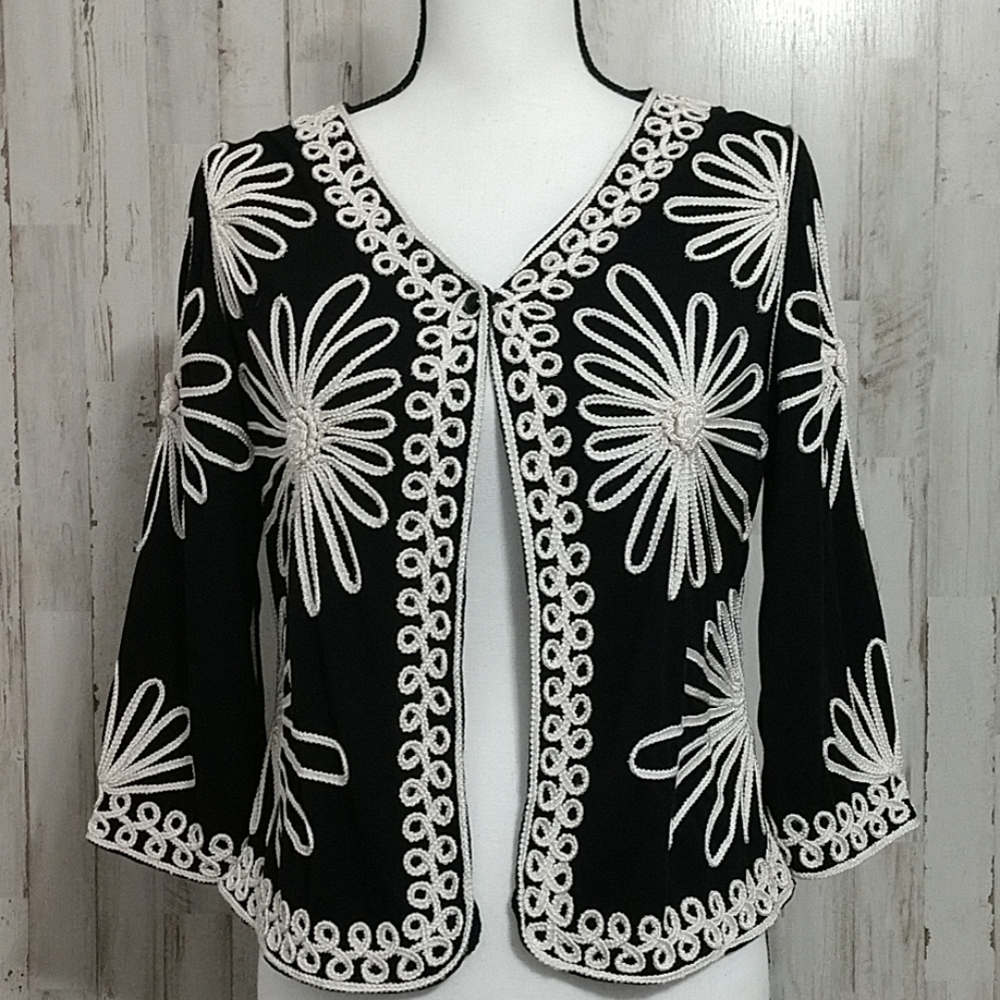 Lauren Michelle Black and White Braided Ja…